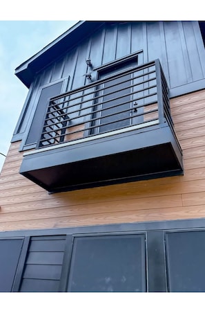 Exterior detail - FIFA World Cup ‘26! 2 Bedroom, 2.5 Bath (Houston)