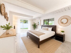 Iron/ironing board, WiFi, bed sheets - Palm Cove Waters Retreat - Walk to Broadwaters! (Runaway Bay)