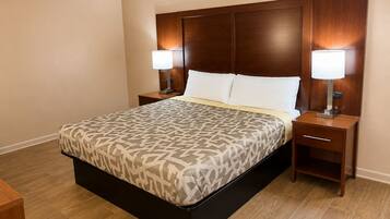 Standard Room, Balcony, Lake View | Desk, laptop workspace, free WiFi