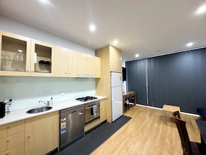 Private kitchen - 2BR entire cozy city stay (Adelaide)
