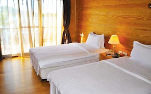 Chambre Luxe avec lits jumeaux, patio, vue cour intérieure