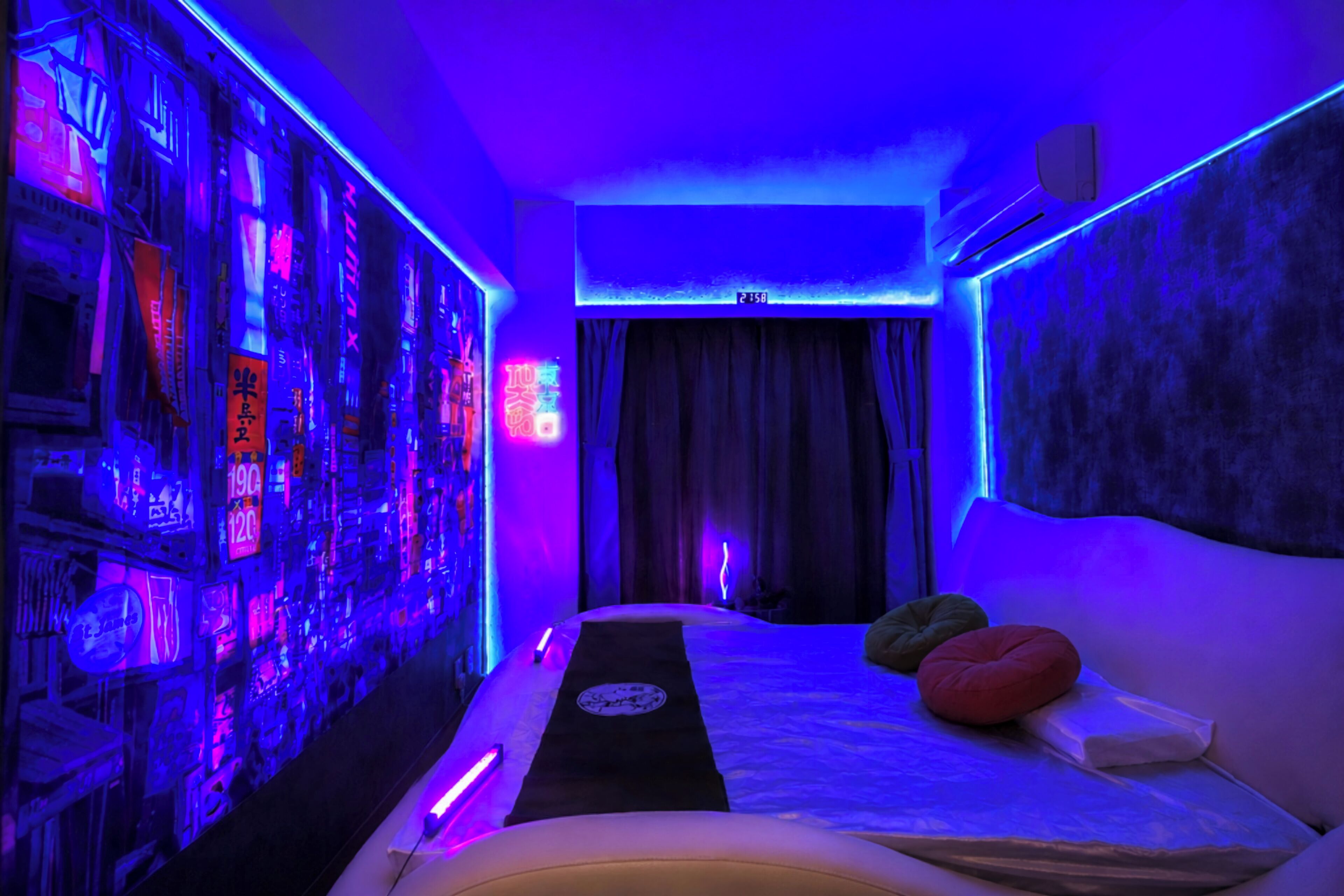 Basic Apartment, 1 Queen Bed, City View | Blackout drapes, iron/ironing board, free WiFi