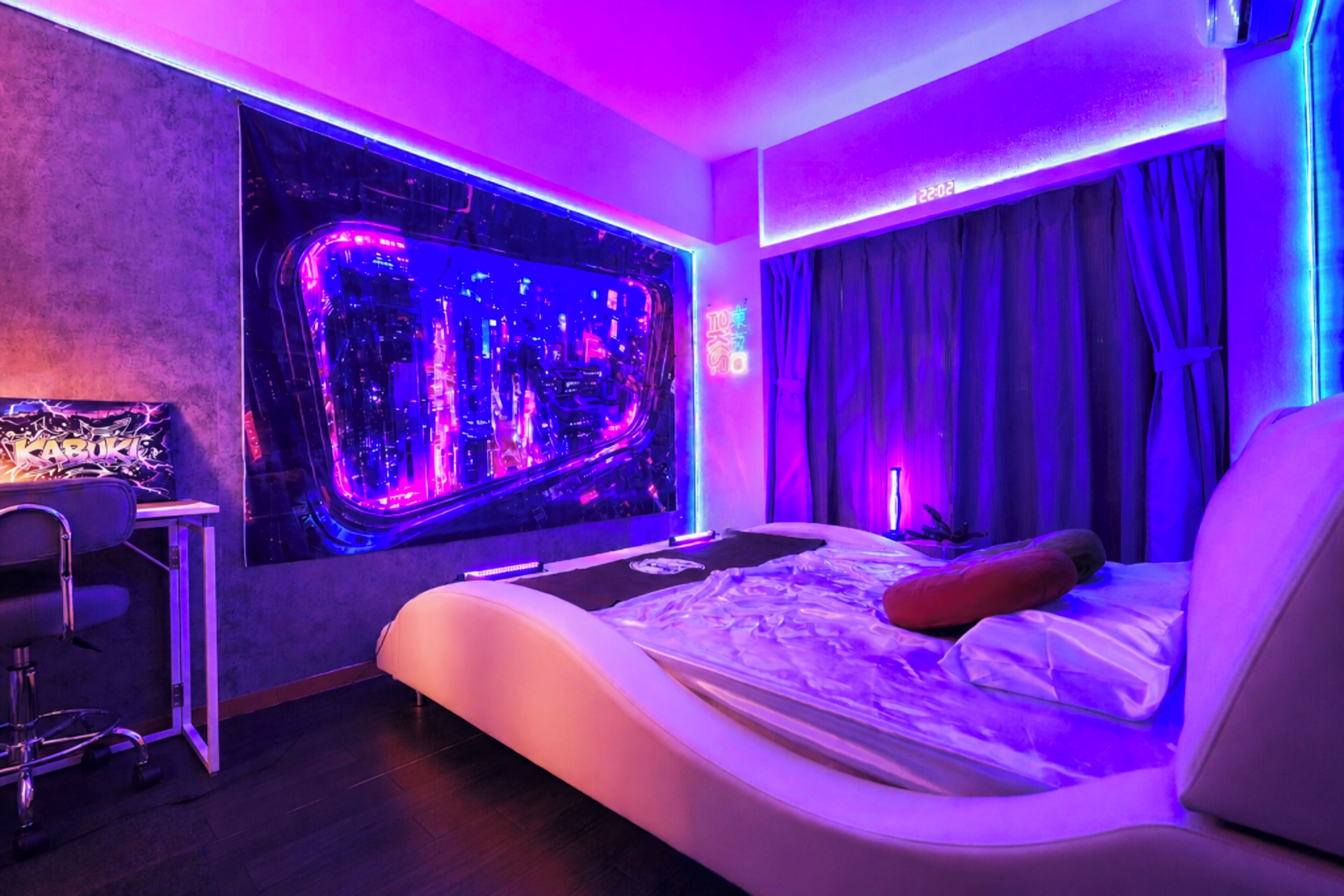 Basic Apartment, 1 Queen Bed, City View | Blackout drapes, iron/ironing board, free WiFi