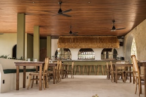 Bar (di hartanah)