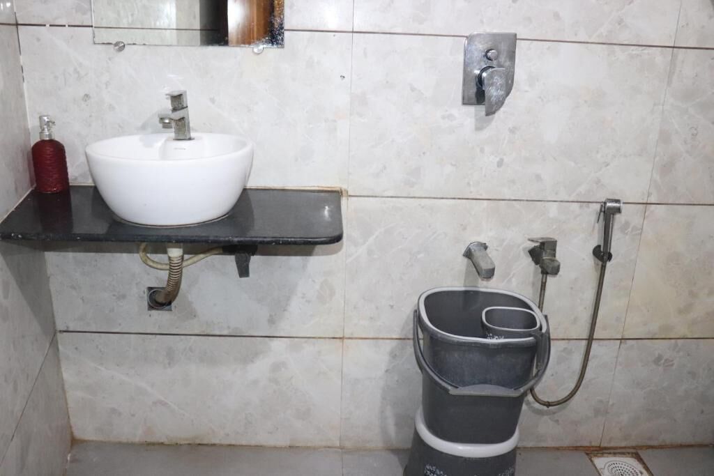 Deluxe Double Room, City View | Bathroom