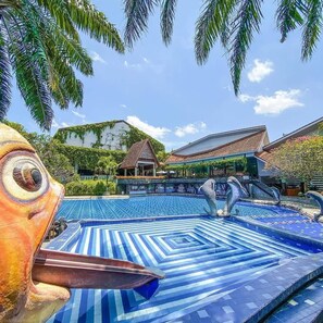 Utomhuspool
