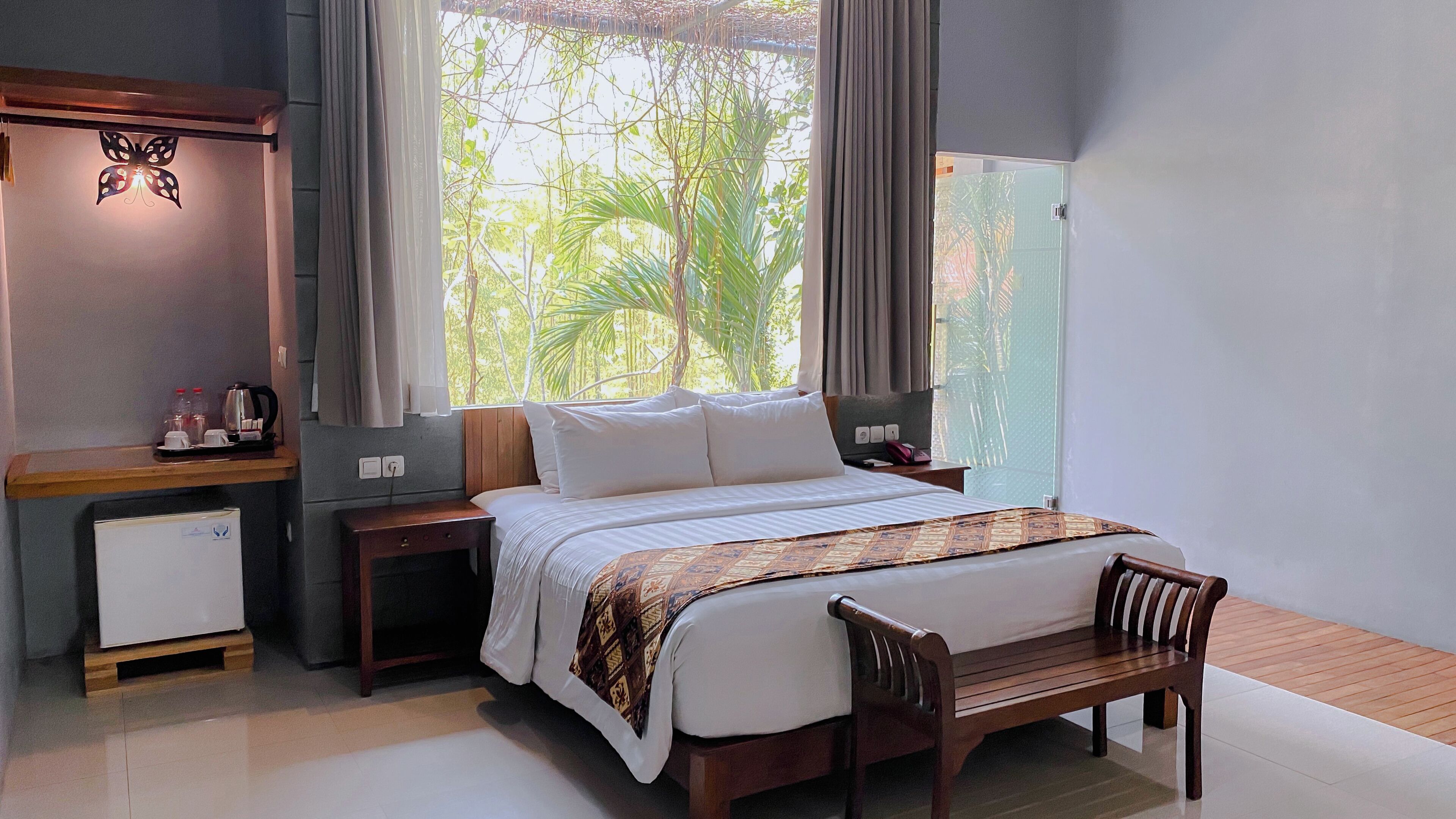 Deluxe Double or Twin Room, Balcony, Garden View
