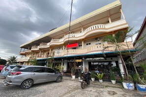 Exterior - Hotel O near RSUD Embung Fatimah formerl (Batam)