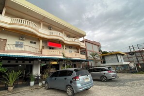 Exterior - Hotel O near RSUD Embung Fatimah formerl (Batam)