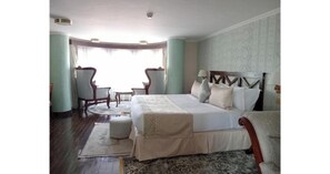 Free WiFi - The Treetops Lodge (Nyeri)