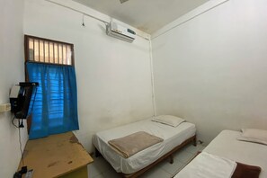 Kamar Twin Deluks | Seprai linen