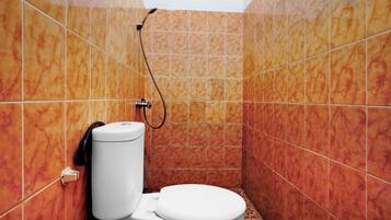 Chambre Double Deluxe | Salle de bain | Douche