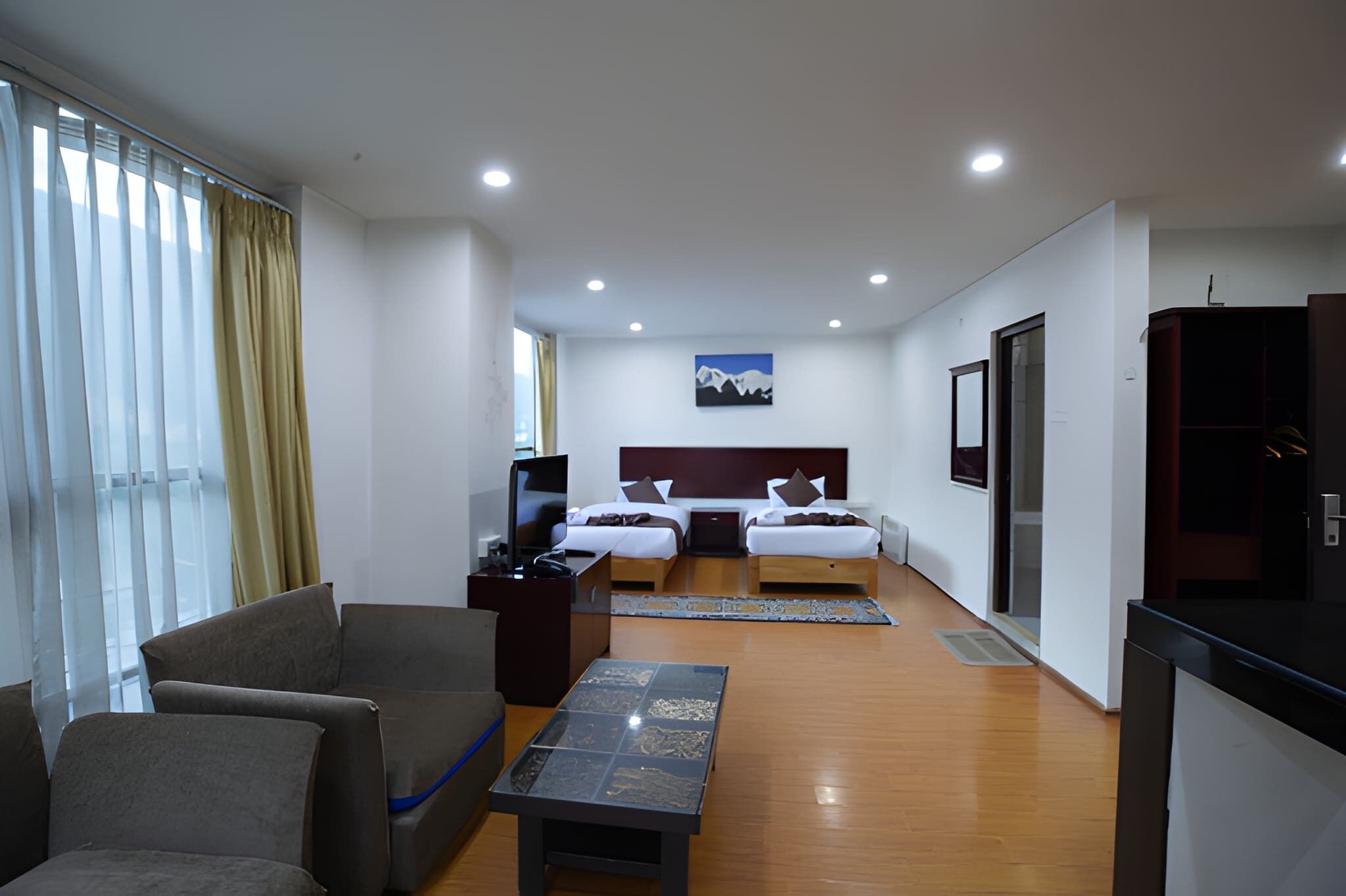 Standard Twin Room | Free WiFi
