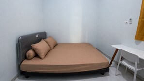 Standard Double Room - OYO 95293 Citra Homestay Syariah (Pasuruan)