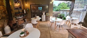 RUSTIQUE