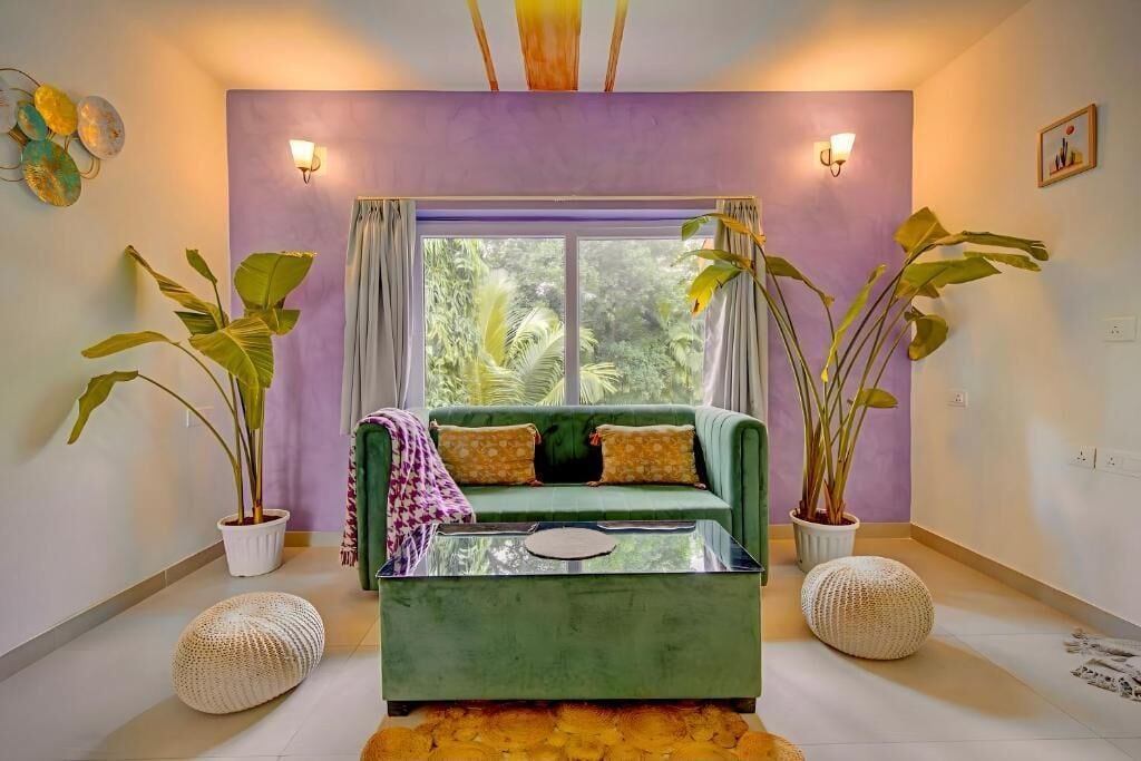 Deluxe Villa, Pool View | Living area