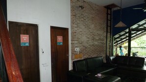 Khu phòng khách
