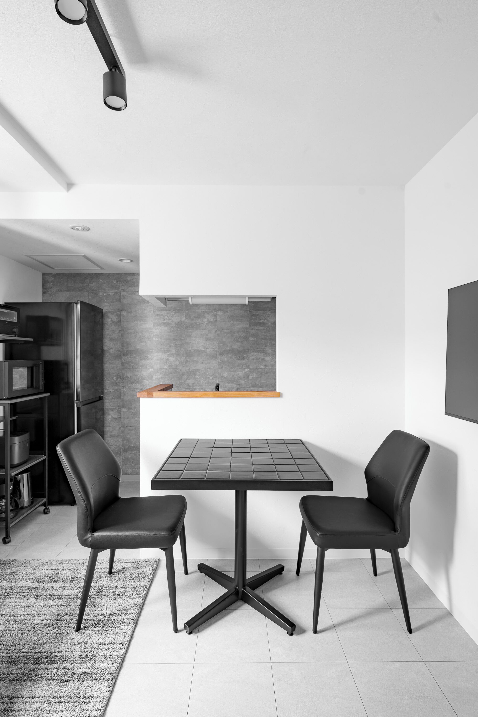Apartment | Dining