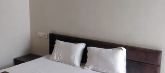 V EXECUTIVE HOTEL
