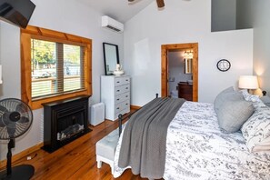 3 habitaciones, escritorio, wifi gratis y ropa de cama 