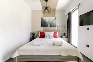 Studio, 1 Queen-Bett, Kochnische, Stadtblick | Bettwäsche aus ägyptischer Baumwolle, hochwertige Bettwaren