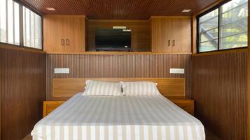 2 chambres, fer et planche Ă repasser, Wi-Fi, draps fournis