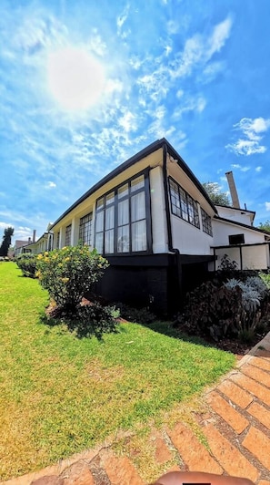Exterior - Outspan Hotel Nyeri (Nyeri)