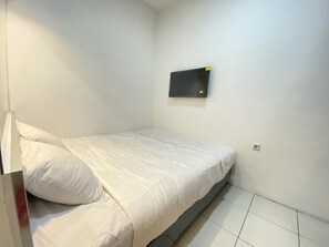 Quarto casal standard | Escrivaninha, espaço de trabalho para notebook, Wi-Fi de cortesia