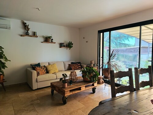 Charming house in Aups, Gorges du Verdon. Pets allowed