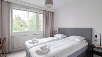Comfort Apartment, 1 Bedroom, Balcony, Courtyard View | Desk, laptop workspace, blackout drapes, iron/ironing board
