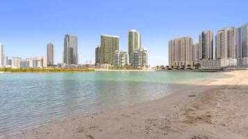 Playa en los alrededores