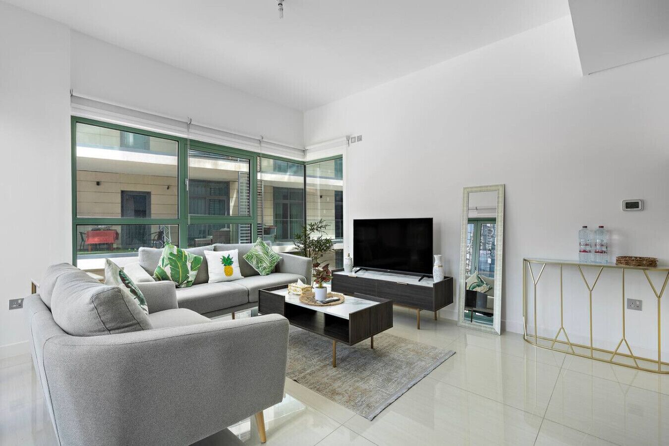 Cozy 1br Apartment In The Heart Of The City - Abou Dabi
