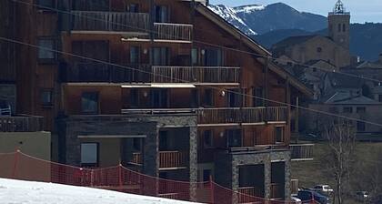 Apartment at the foot of the slopes panoramic view resort center