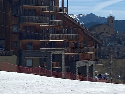 Apartment at the foot of the slopes panoramic view resort center