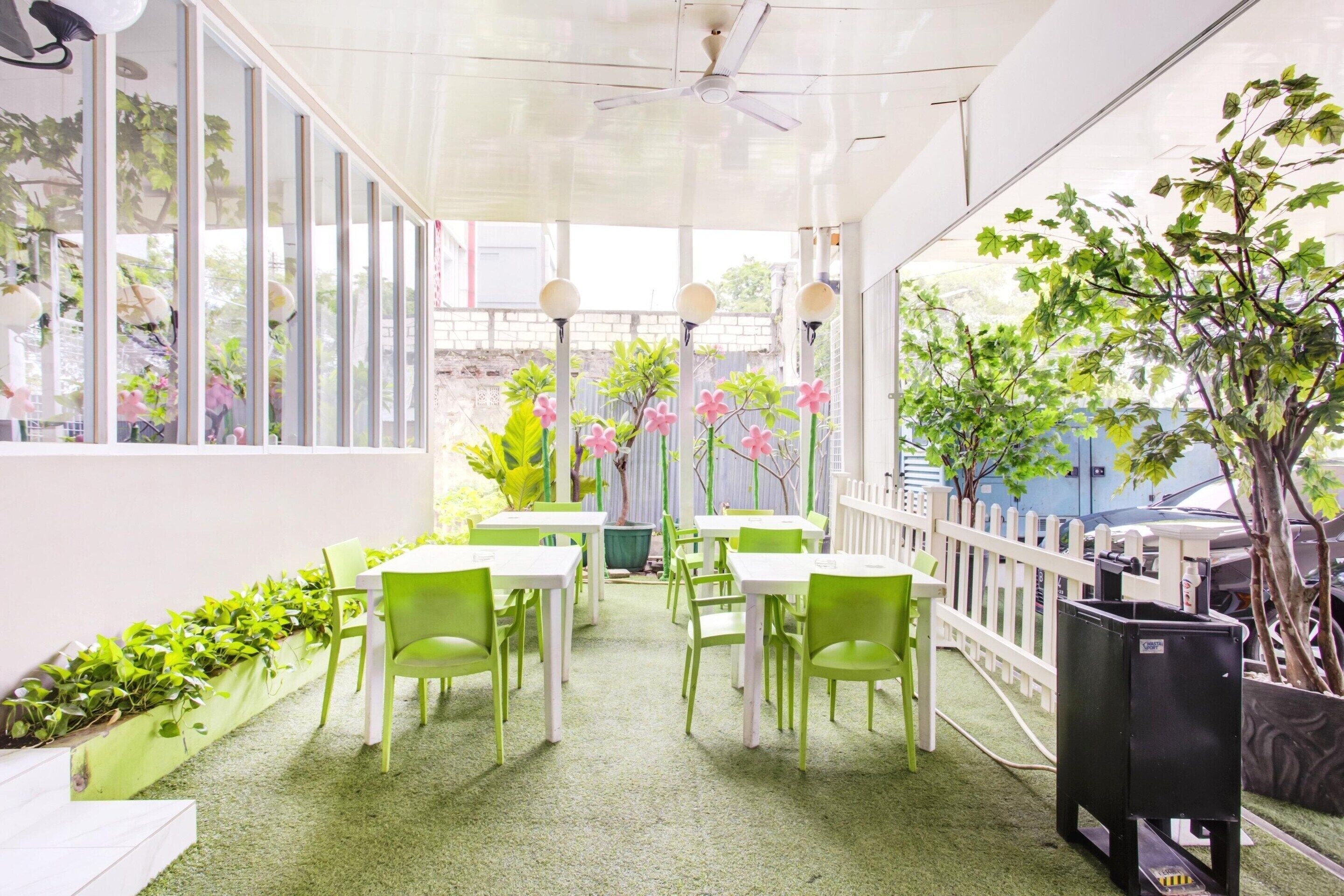 House | Dining
