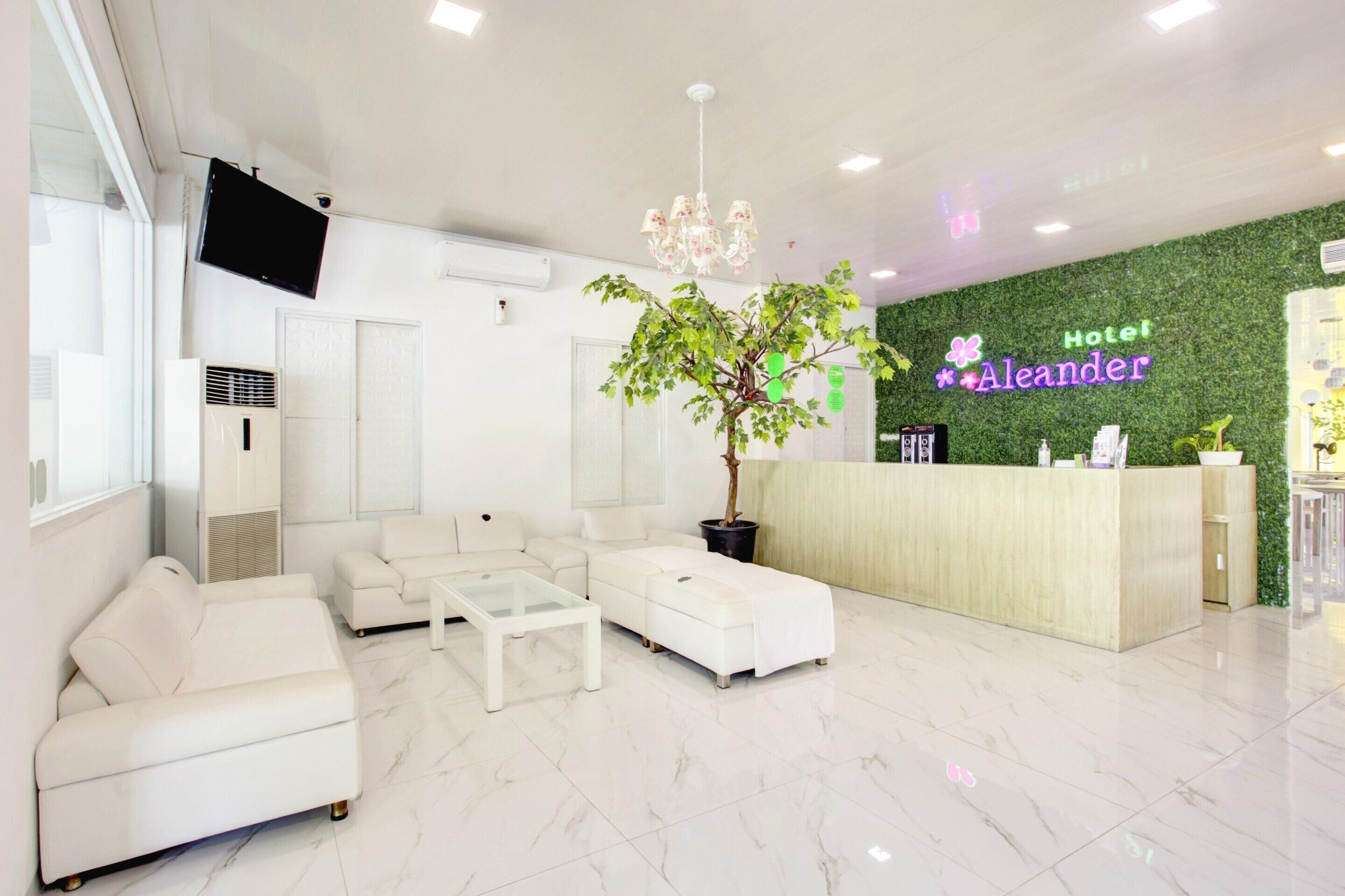 House | Reception