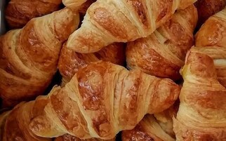 Desayuno continental gratuito y diario