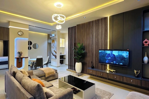 Junior Room, Balcony, City View | Living area