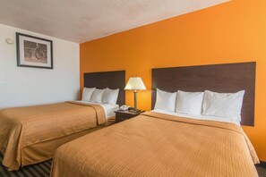 Room - 2 Full Beds|Smk|Micfridge (Liberal KS)