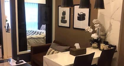 Short term or long term at BTS wongwianyai