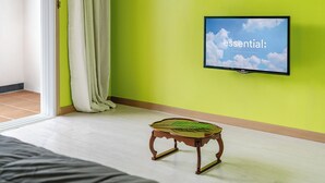 Basic Room, 1 Bedroom (303) | 1 bilik tidur, Wi-fi percuma 
