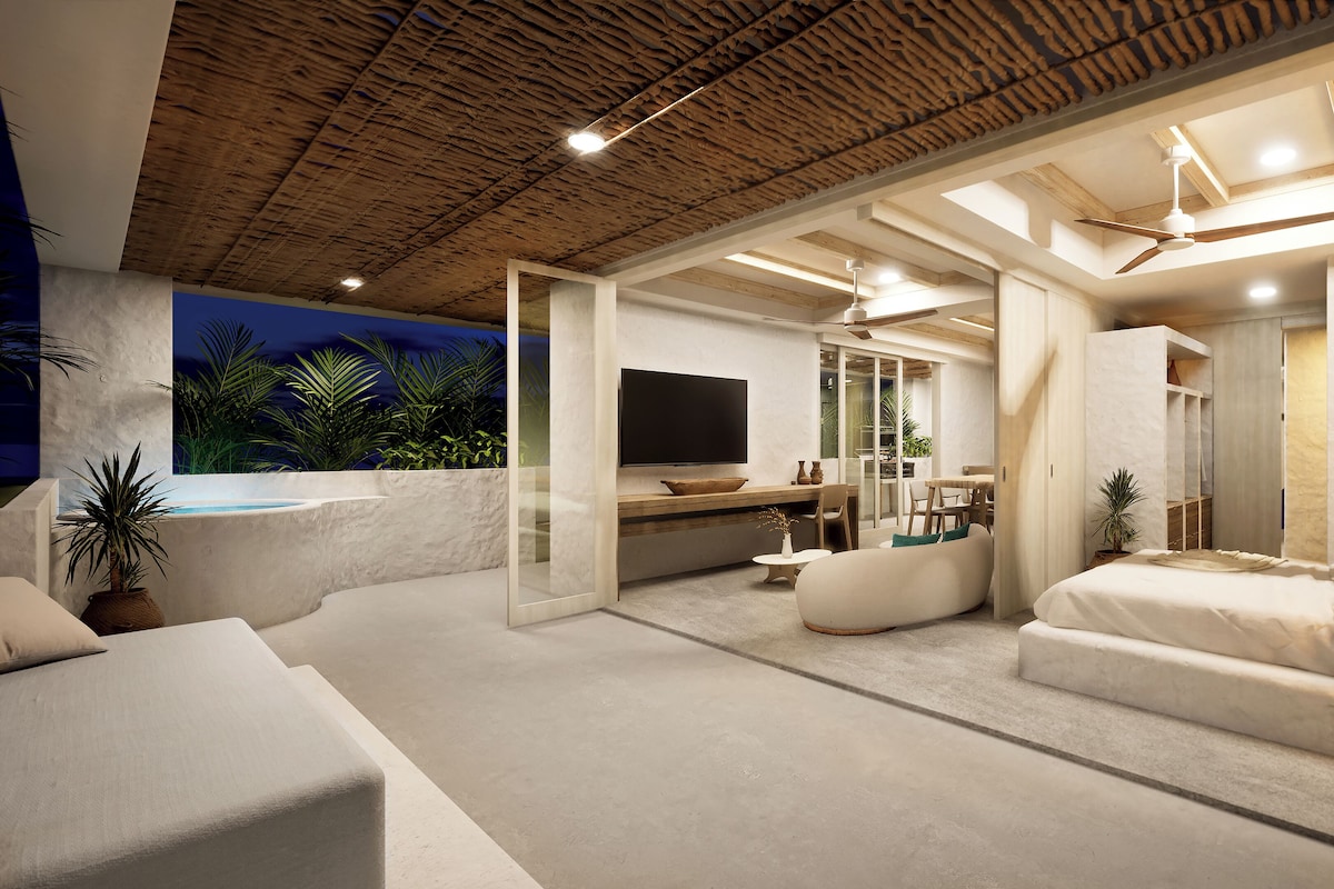 Premier Suite | Desk, laptop workspace, WiFi (free)