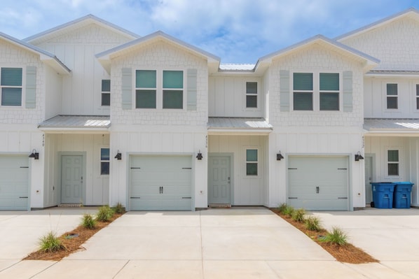 Front of property - Lost Bay Hideaway (Orange Beach)