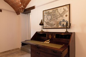 Interior - Villa with pool and garden on Lake Trasimeno (Magione)