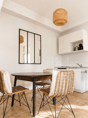 Dining - Vrbo Property (Mathieu)