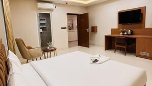 Deluxe-Doppelzimmer, Hügelblick