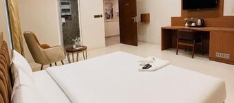 Lime tree Hotels & Banquet Jal mahal Jaipur