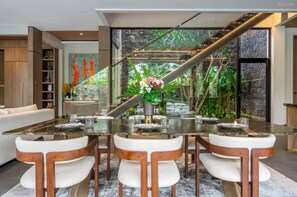 Luxury-Villa, 4 Schlafzimmer, eigener Pool | Speisen
