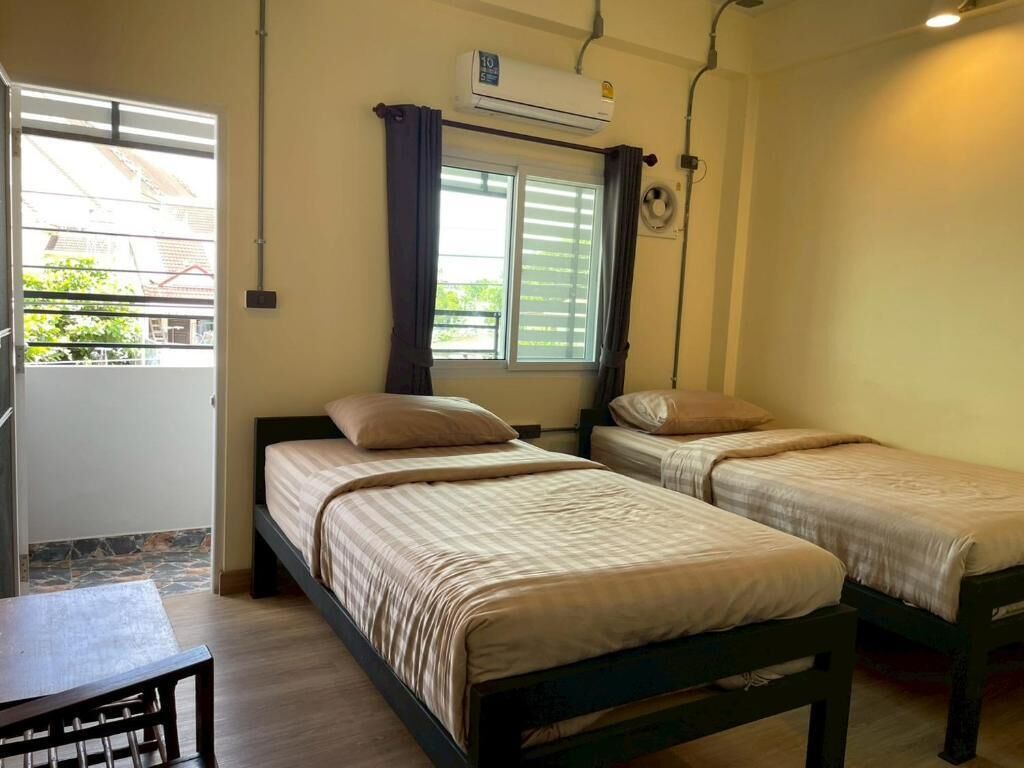 Twin Room, Balcony