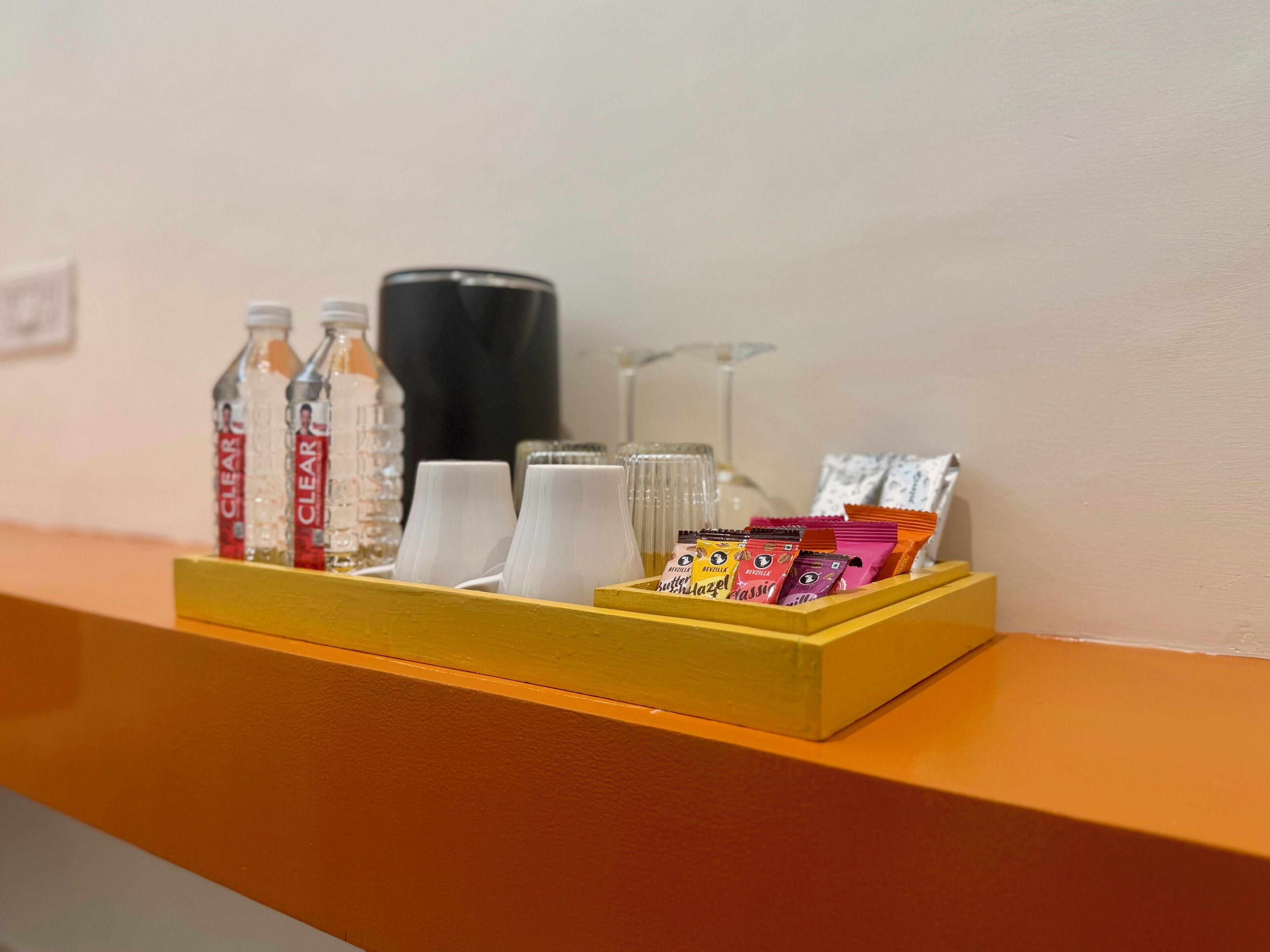 Comfort Room | Food and drink